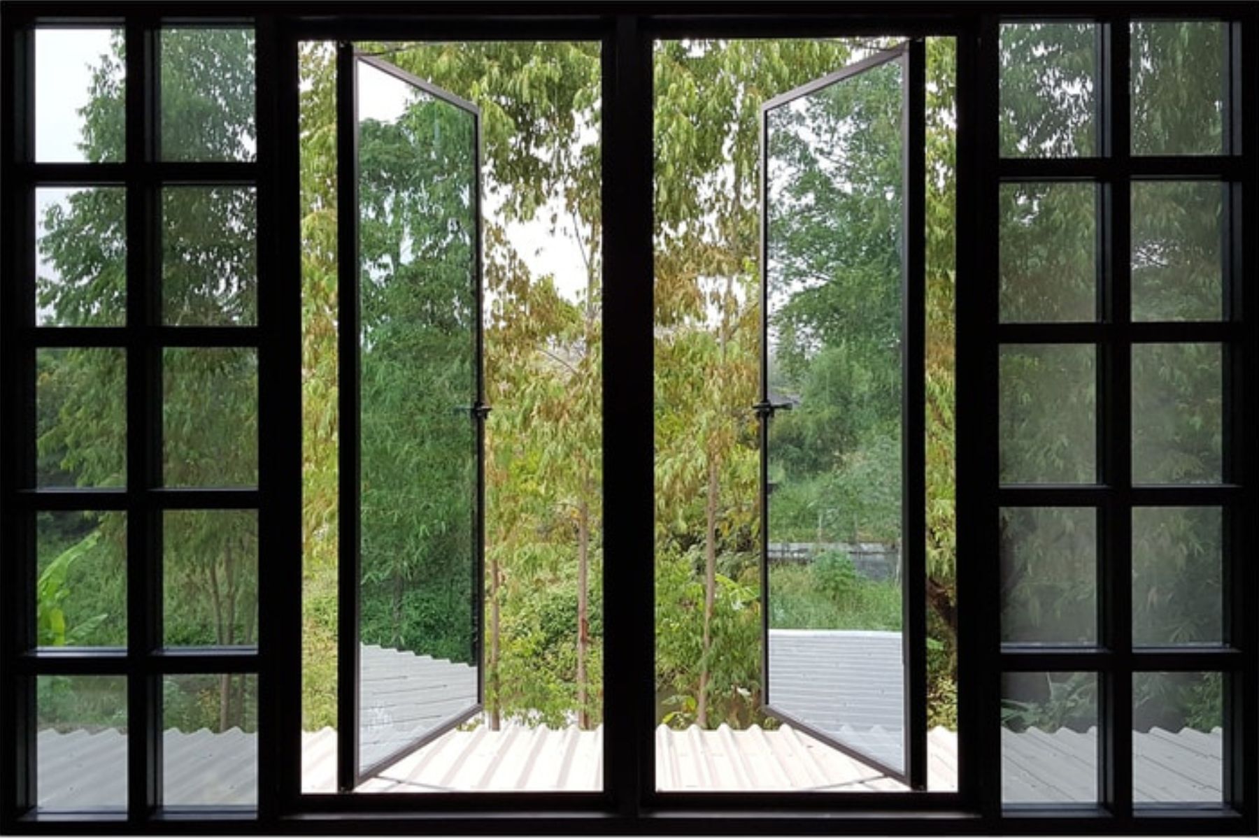 transform-your-home-with-aluminum-windows-and-doors-thumbnail